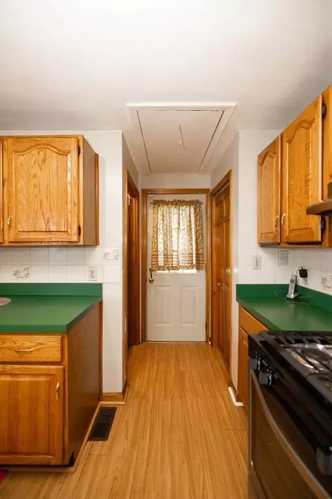 110 Bowker St, Worcester, MA 01604 photo 7