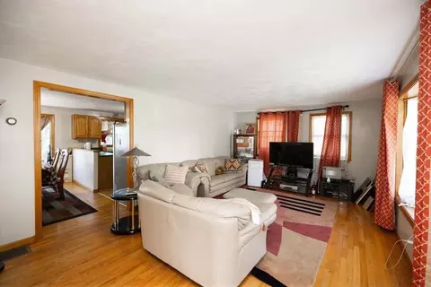 110 Bowker St, Worcester, MA 01604 photo 3