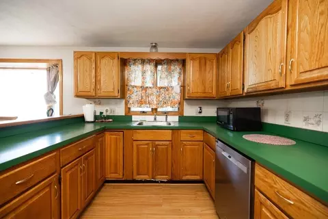 110 Bowker St, Worcester, MA 01604 photo 5