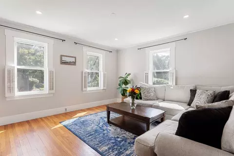 9 Warren, Reading, MA 01867 photo 8