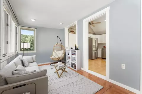 9 Warren, Reading, MA 01867 photo 19