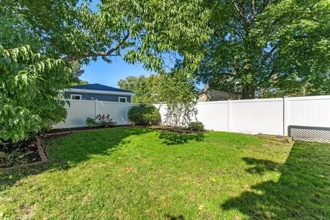 9 Warren, Reading, MA 01867 photo 33