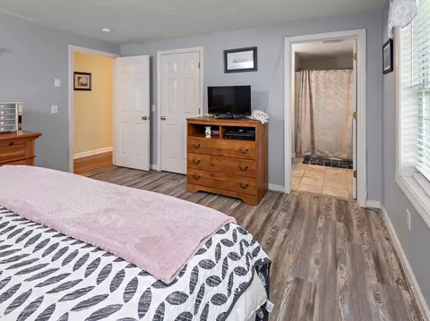 17 Pineview Rd, Dudley, MA 01571 photo 23