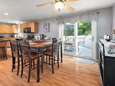 17 Pineview Rd, Dudley, MA 01571 photo 16
