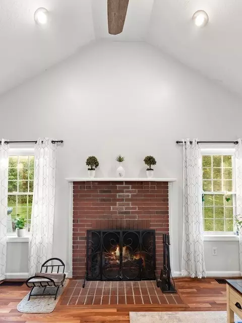 17 Pineview Rd, Dudley, MA 01571 photo 9