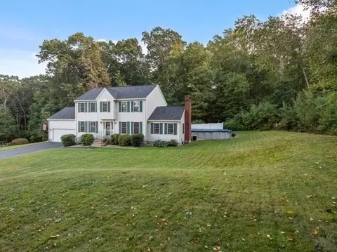 17 Pineview Rd, Dudley, MA 01571 photo 3