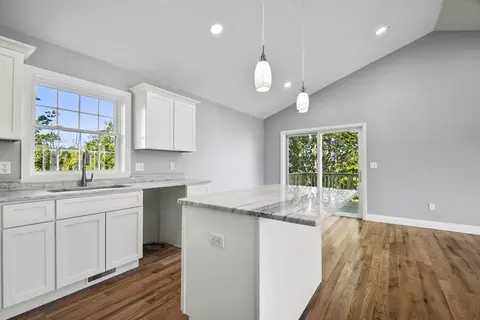 201 Napoleon St, Fall River, MA 02721 photo 18