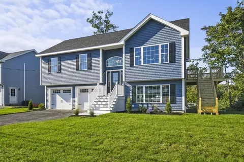 201 Napoleon St, Fall River, MA 02721 photo 2