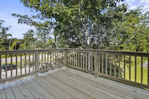 201 Napoleon St, Fall River, MA 02721 photo 4