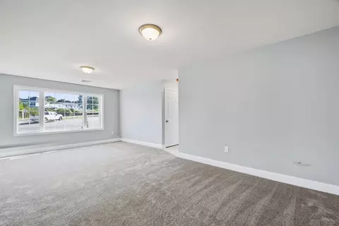 201 Napoleon St, Fall River, MA 02721 photo 32