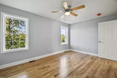 201 Napoleon St, Fall River, MA 02721 photo 9