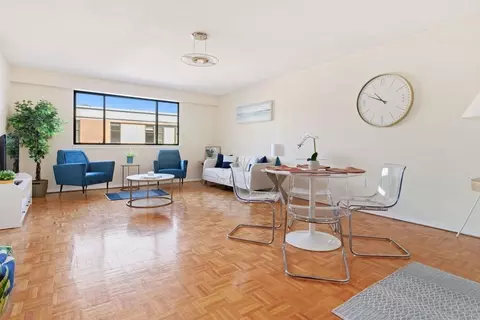 1850 Beacon St #402, Brookline, MA 02445