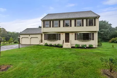 4 Woodpark Cir, Lexington, MA 02421