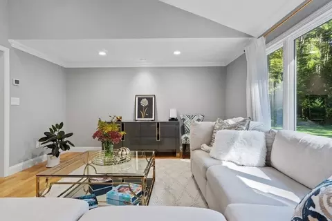 61 Forest St, Upton, MA 01568 photo 6