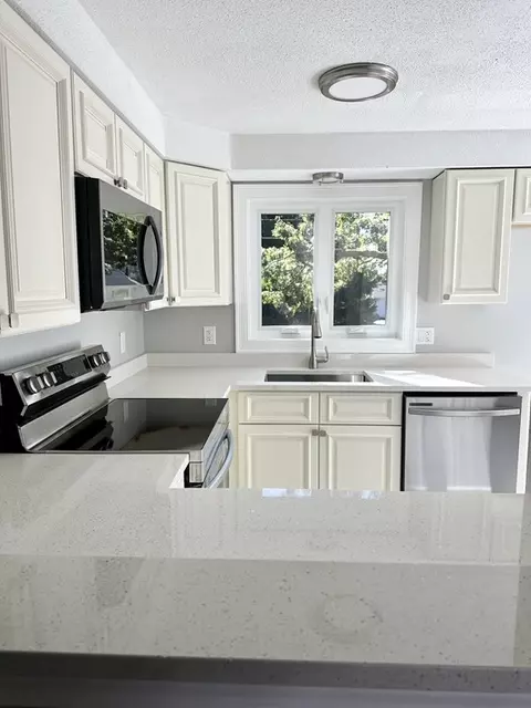 1170 Wilson Rd #49, Fall River, MA 02720 photo 9