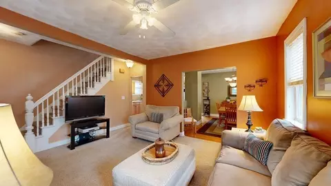 10 Waverly Ave, Everett, MA 02149 photo 8