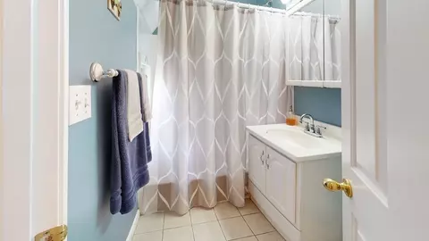 10 Waverly Ave, Everett, MA 02149 photo 31