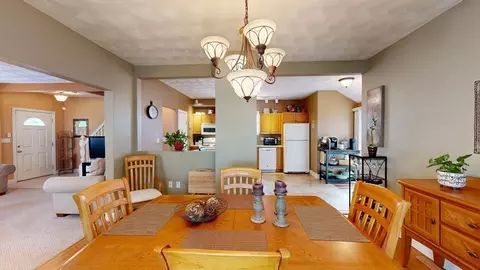 10 Waverly Ave, Everett, MA 02149 photo 11