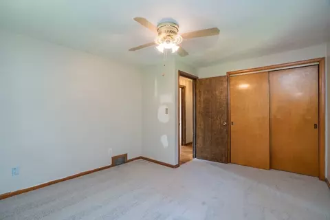 162 Marmon St, Springfield, MA 01129 photo 18