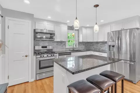 83 Moss Rd, Springfield, MA 01119 photo 7
