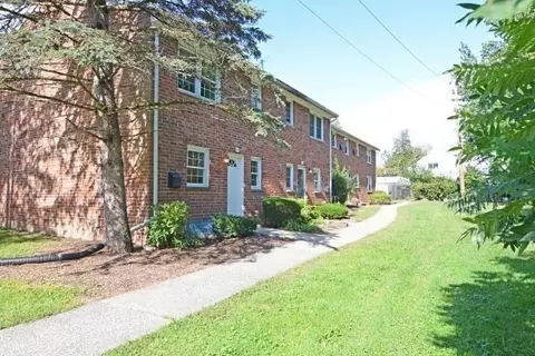 34 Hadley Vlg #34, South Hadley, MA 01075