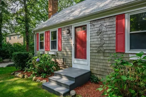 606 Millstone Rd, Brewster, MA 02631
