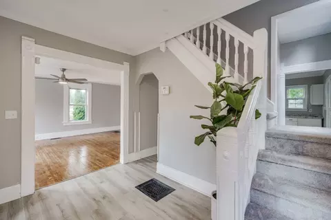 252 Bay St, Springfield, MA 01109 photo 12