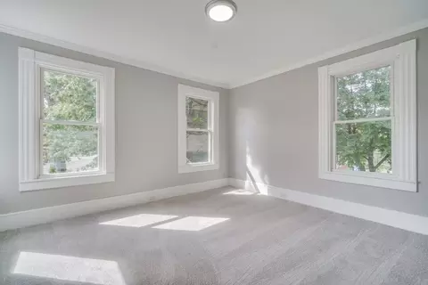 252 Bay St, Springfield, MA 01109 photo 17
