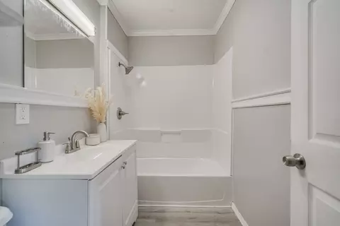 252 Bay St, Springfield, MA 01109 photo 23