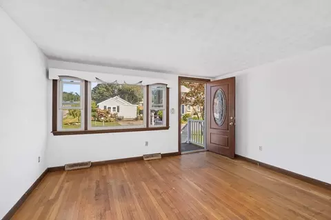 159 Arnold Rd, Marshfield, MA 02050 photo 4