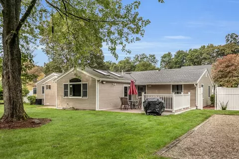 5 Colby Rd, Danvers, MA 01923 photo 2