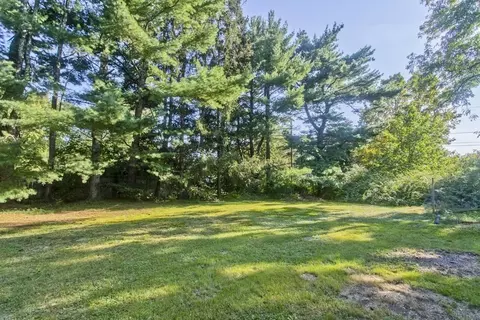 418 Ryan Rd, Northampton, MA 01062 photo 5