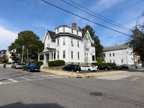 163 Winter St, Fall River, MA 02720
