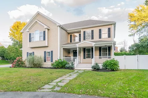 42 Sherricks Farm Rd, Weymouth, MA 02190