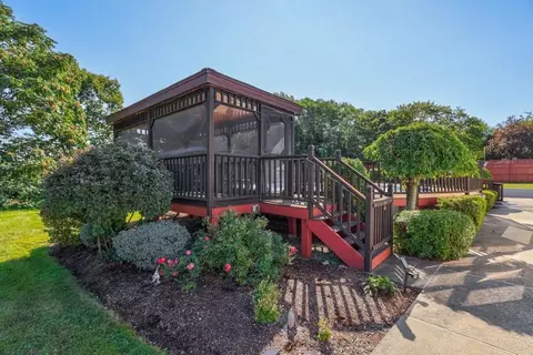 25 Sherbrook Ave, Worcester, MA 01604 photo 4