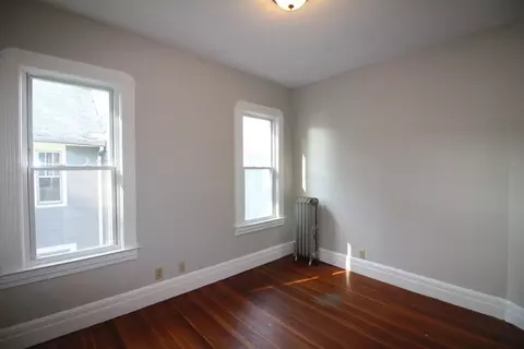 524 Armory St, Springfield, MA 01104 photo 10