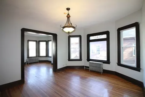 524 Armory St, Springfield, MA 01104 photo 6
