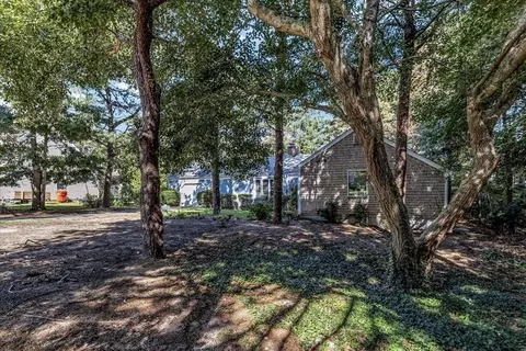 11 Barnacle Ln, Mashpee, MA 02649 photo 38