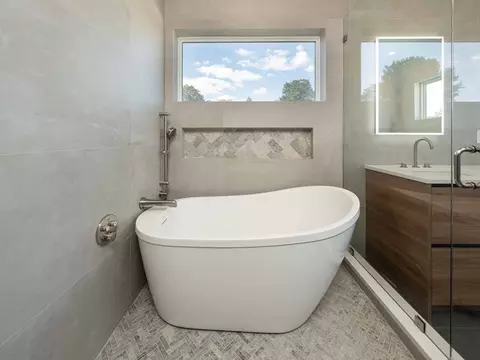 21 Cavanaugh Path, Newton, MA 02459 photo 13