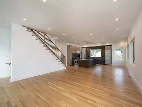 21 Cavanaugh Path, Newton, MA 02459 photo 7