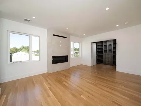 21 Cavanaugh Path, Newton, MA 02459 photo 11