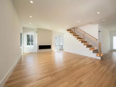 21 Cavanaugh Path, Newton, MA 02459 photo 5