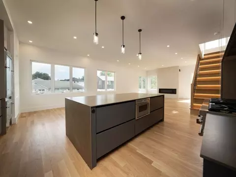 21 Cavanaugh Path, Newton, MA 02459 photo 4