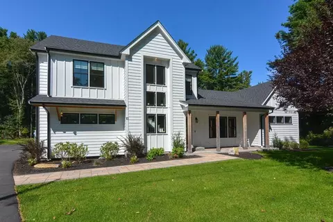 10 Pine Oak St, Holliston, MA 01746