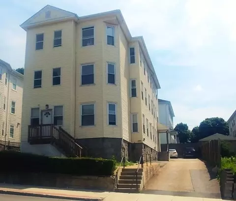 88 Plantation St, Worcester, MA 01604