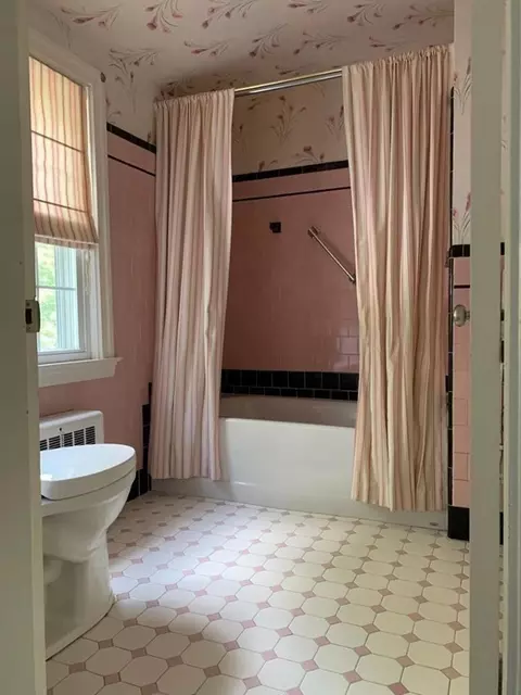 670 Valentine St, Fall River, MA 02720 photo 13