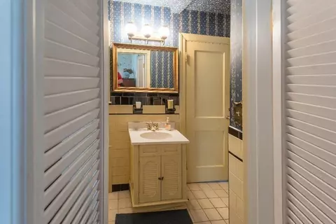 670 Valentine St, Fall River, MA 02720 photo 18