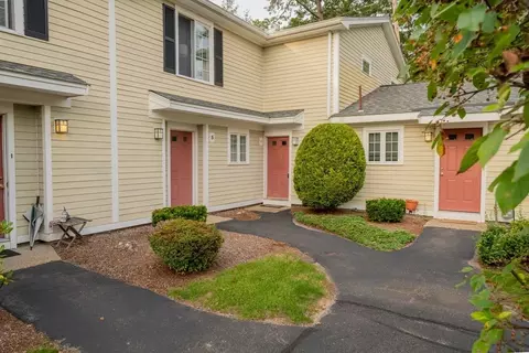 4 Nancy Rd #4, Easton, MA 02375
