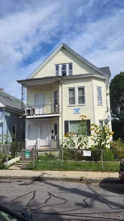 5 Hampshire St, Lowell, MA 01850