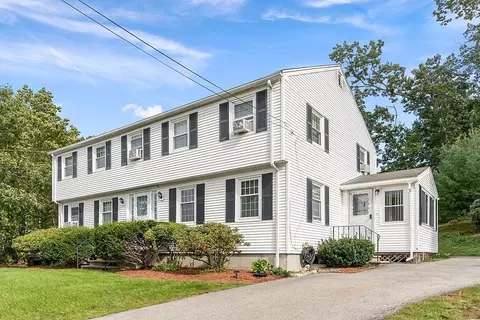 10-12 Tobin Ave, Chelmsford, MA 01863